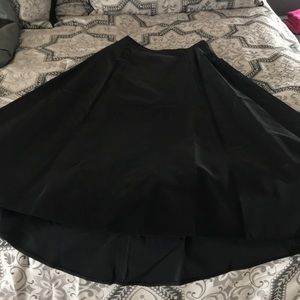 Beautiful 😍😍😍black high low skirt...